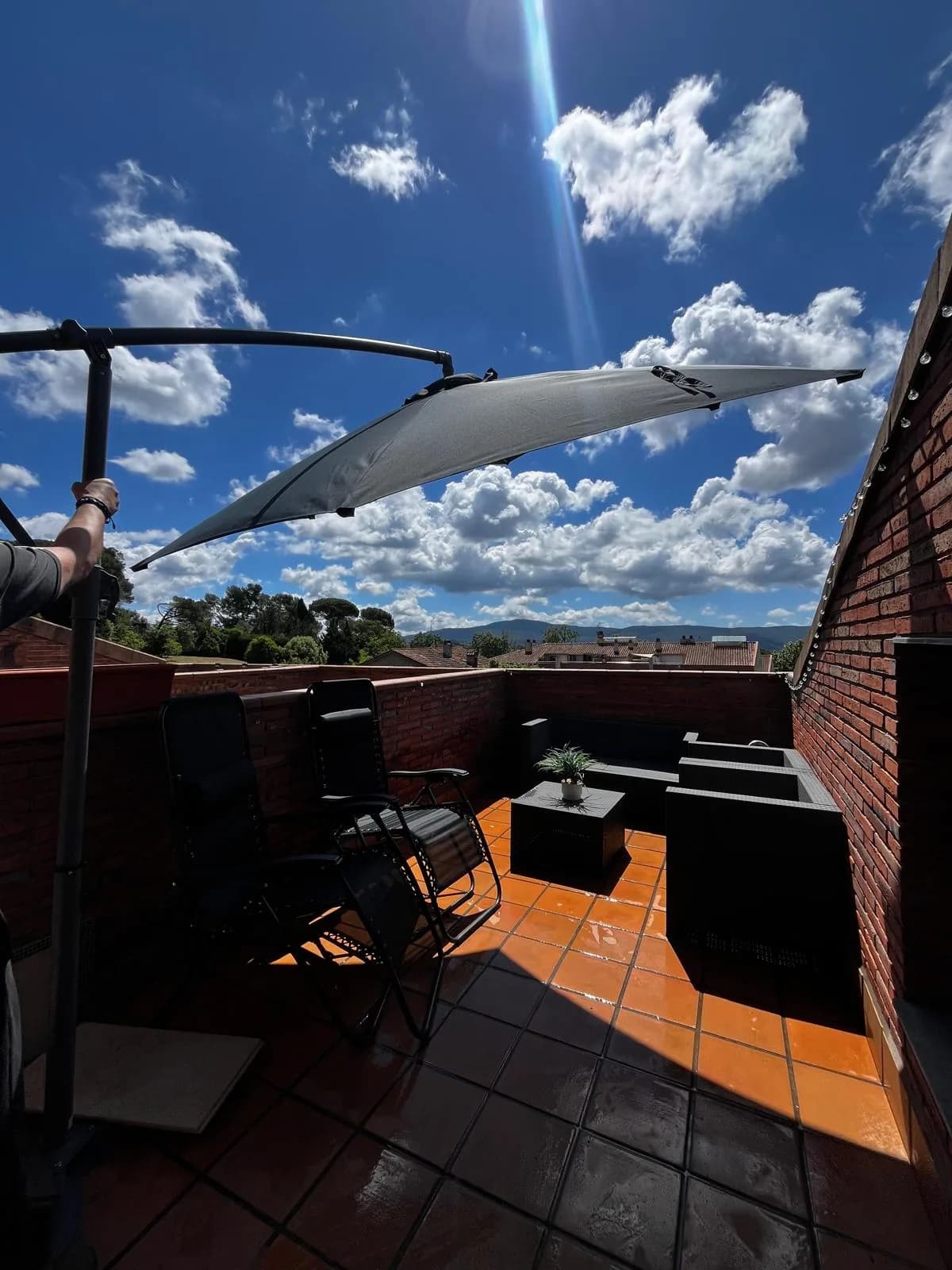 ÁTICO DÚPLEX CON TERRAZA, BALCÓN Y LUZ NATURAL DURANTE TODO EL DÍA - Imagen 1 de 11